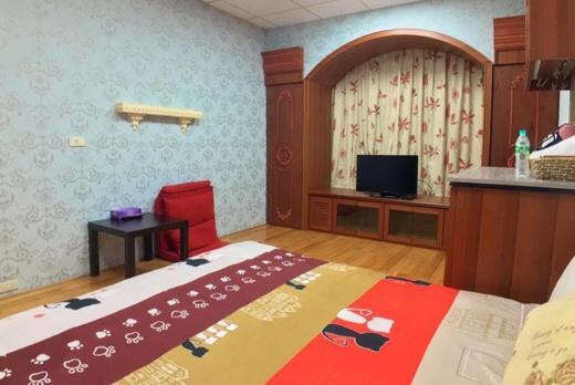 85旅行家 Leilighet Kaohsiung Eksteriør bilde