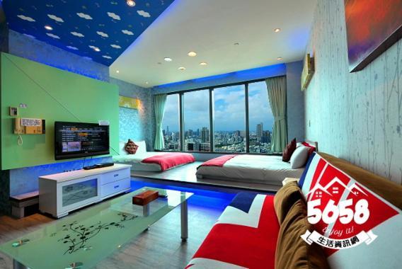 85旅行家 Leilighet Kaohsiung Eksteriør bilde