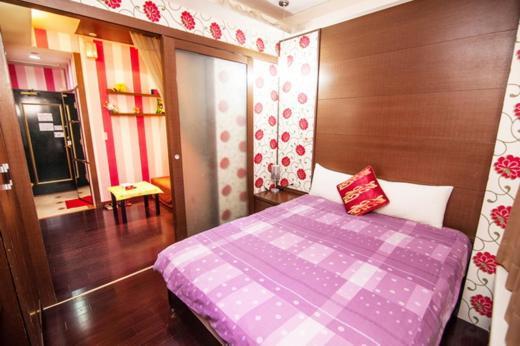 85旅行家 Leilighet Kaohsiung Eksteriør bilde