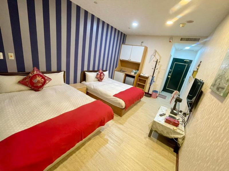 85旅行家 Leilighet Kaohsiung Eksteriør bilde
